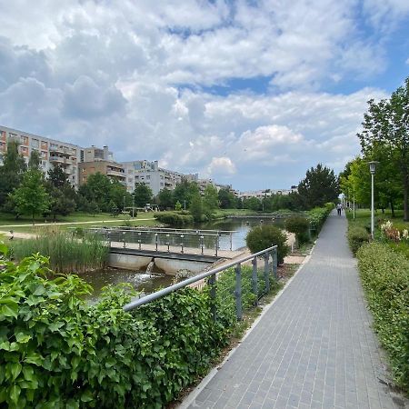 Orientalny Apartment Varşovia Exterior foto