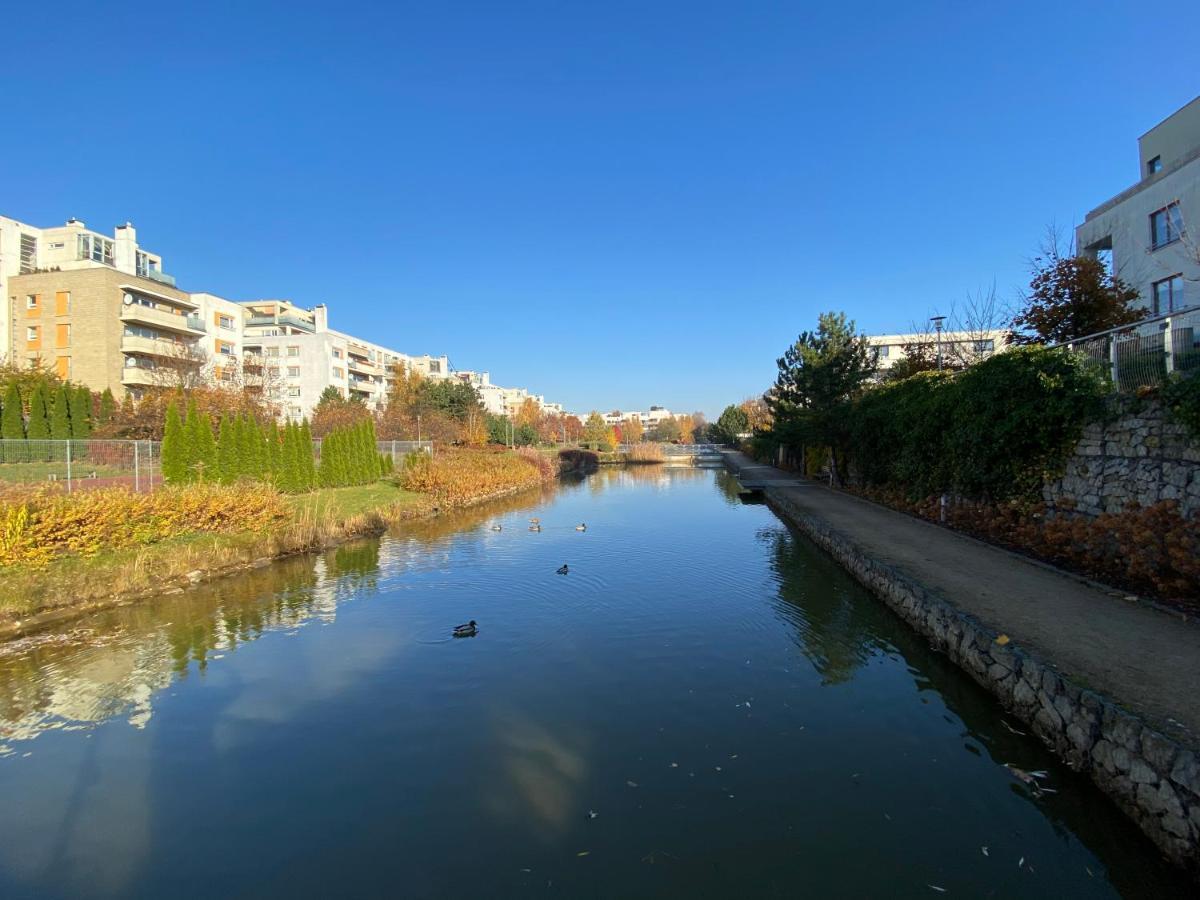 Orientalny Apartment Varşovia Exterior foto