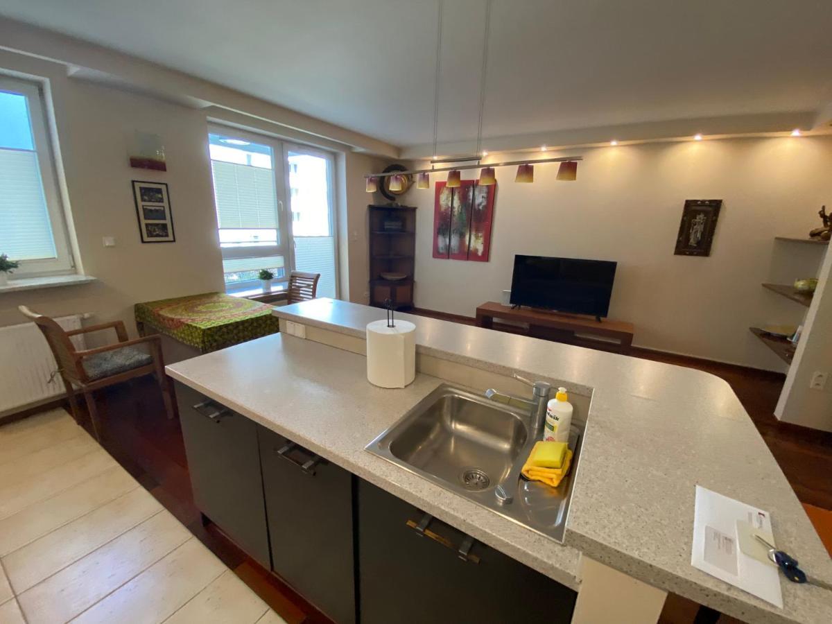 Orientalny Apartment Varşovia Exterior foto