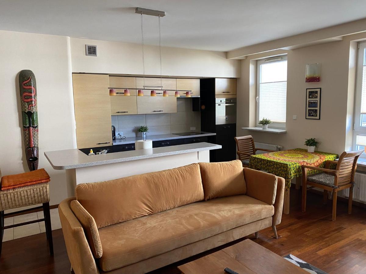 Orientalny Apartment Varşovia Exterior foto