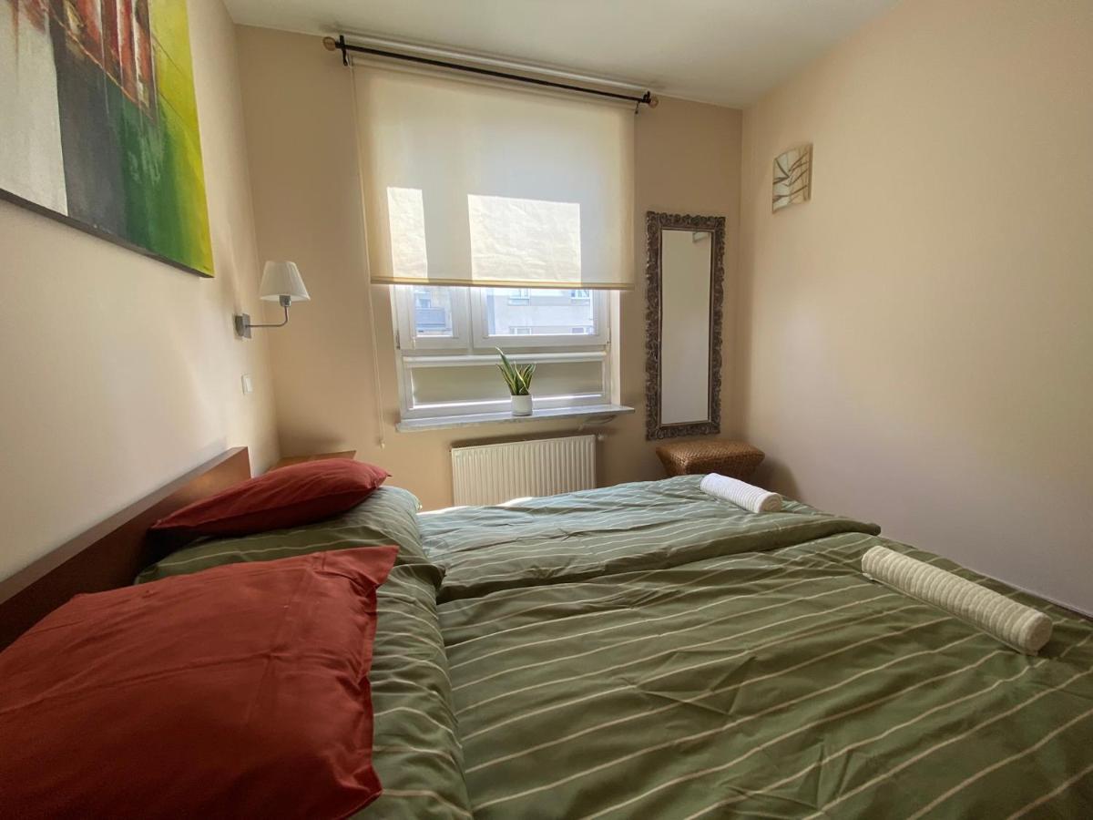 Orientalny Apartment Varşovia Exterior foto